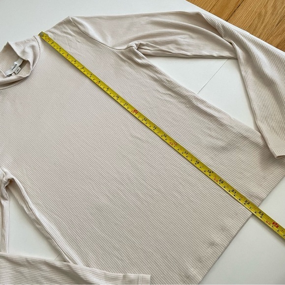 Vince Ribbed Mock Neck Long Sleeve Tee in Blanc - Picture 10 of 11